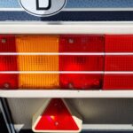 Rücklichter prüfen am Wohnwagen HOBBY 370 TM (Baujahr 1993)
